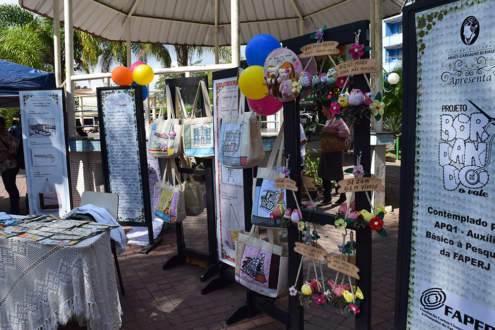 Exposicao-dos-Produtos-em-Acao-Social-da-UNIMED-3