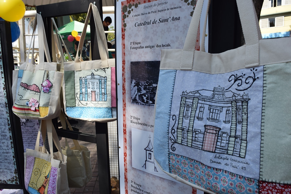 Exposicao-dos-Produtos-em-Acao-Social-da-UNIMED-4